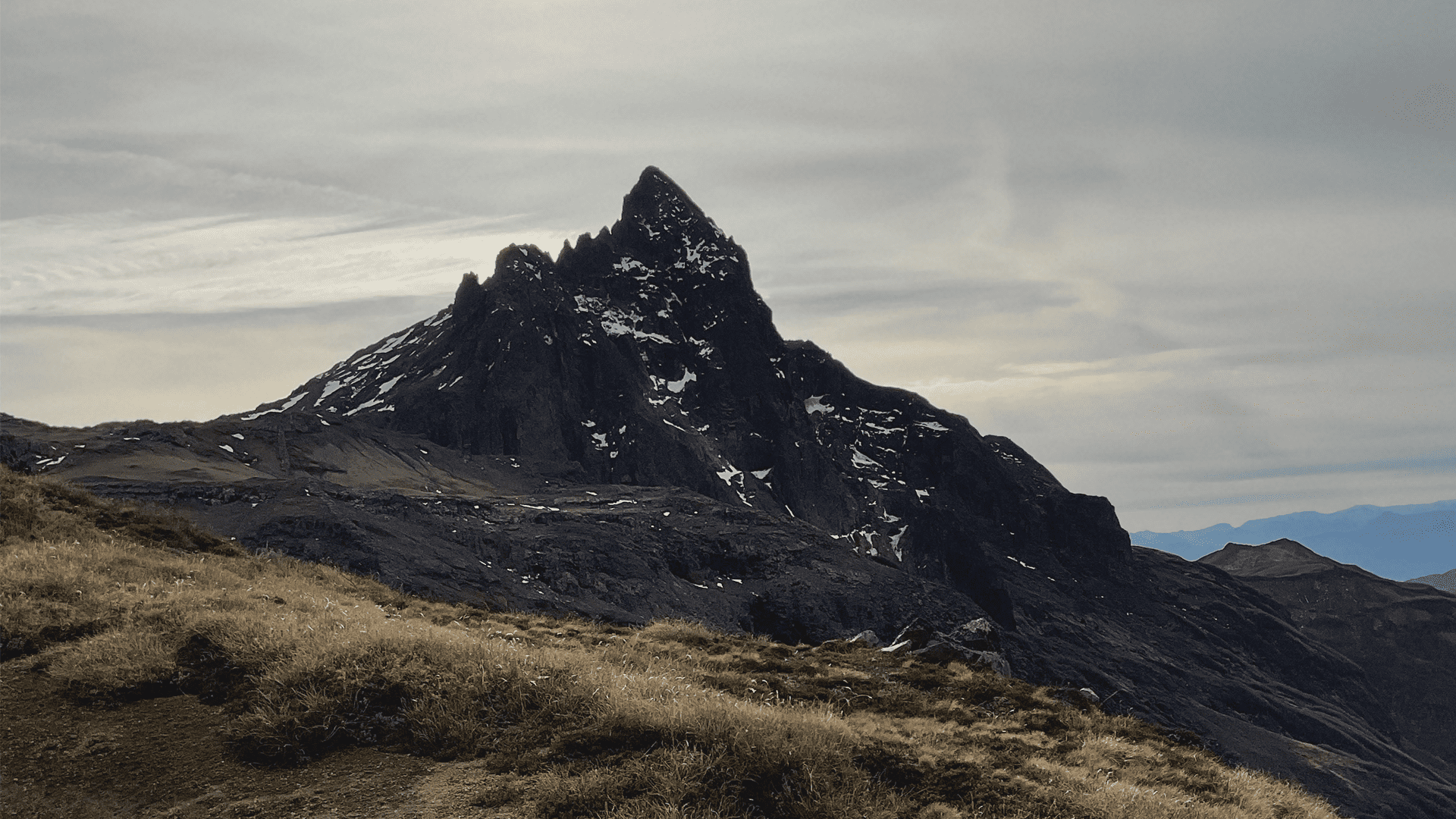 Registro visual de Experiencia de montaña en la Araucanía Andina
