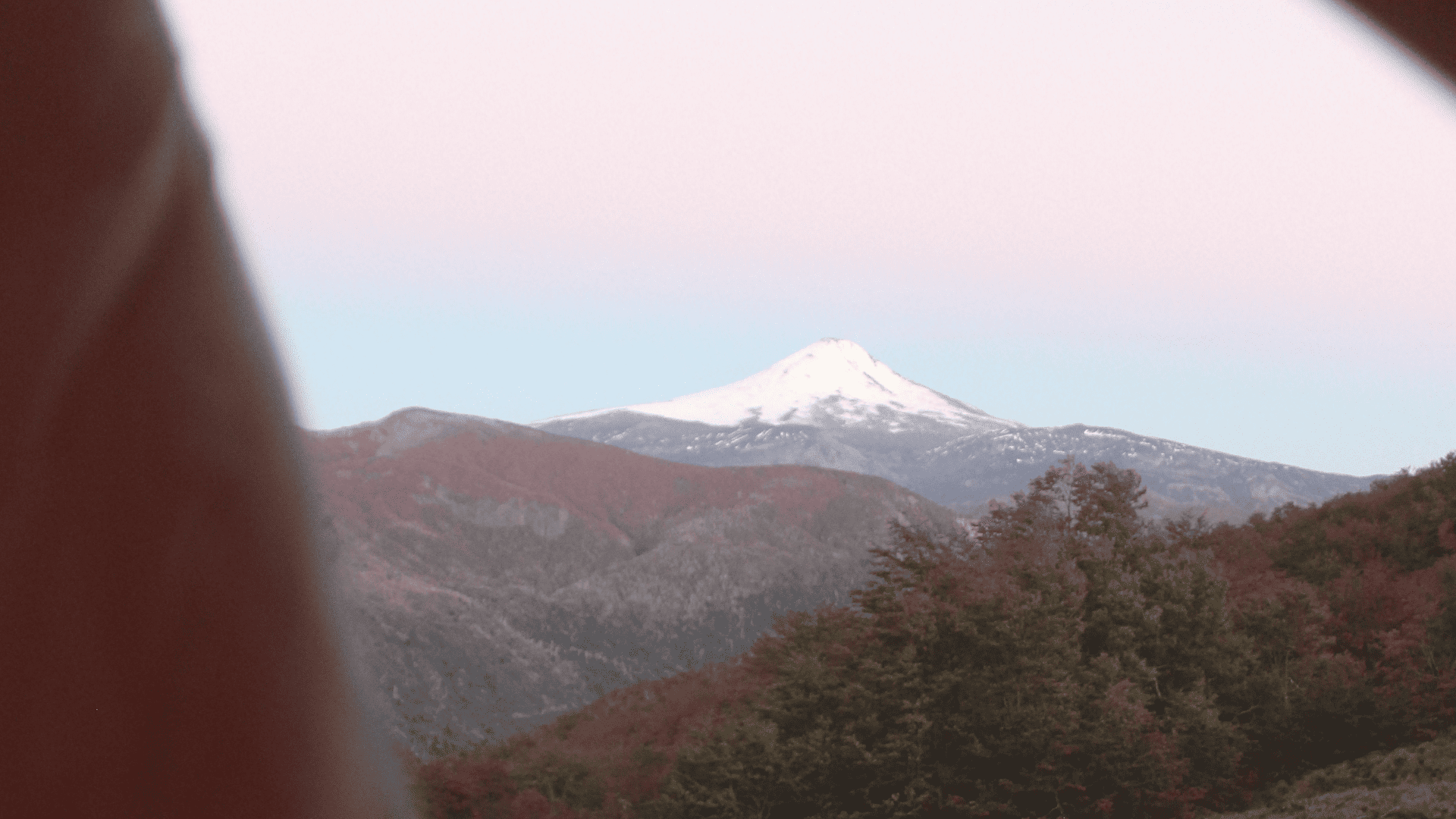 Registro visual de Campamento en los Faldeos del Volcán Quetrupillan